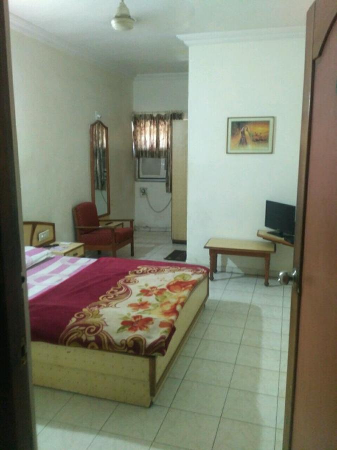Rajshree Hotel Ahmedabad Exterior foto