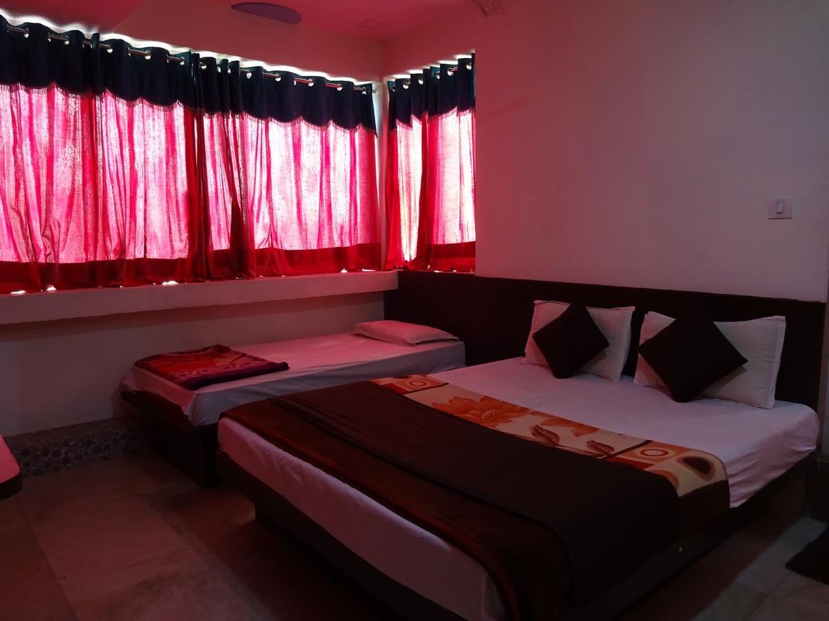 Rajshree Hotel Ahmedabad Exterior foto